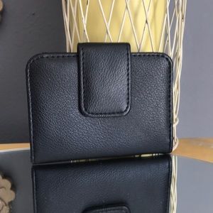 Small wallet NWOT.